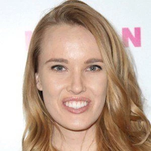 Cassidy Gard - Age, Bio, Birthdate, Family, Networth & More