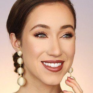 Allie Glines Biography