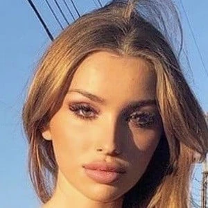 Sofia Garreton - Income, Birthday, Family, Bio, Networth & More