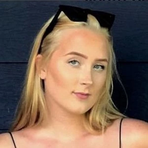 Hannah Garske - Networth, Bio,Birthdate, Family, Wiki & More