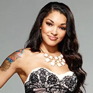 Aysia Garza - Birthday, Bio, Wiki, Family, Networth & More