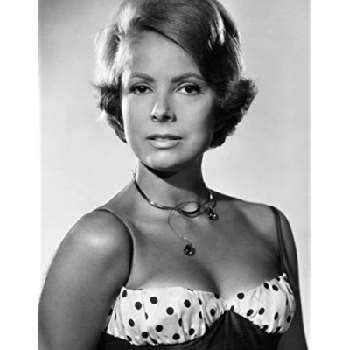 Geneviève Kervine - Networth, Bio, Wiki, Family, Birthday, Networth & More