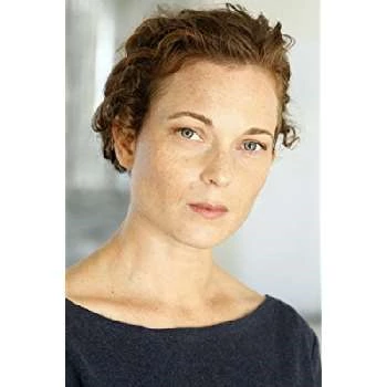 Genia Michaela - Age, Bio, Birthdate, Family, Networth & More