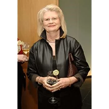 Geraldine Laybourne - Age, Bio, Birthdate, Family, Networth & More