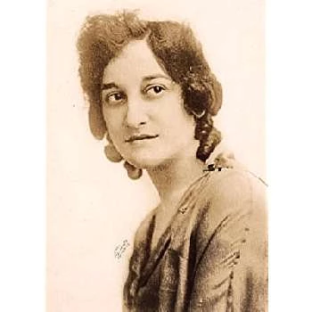 Gertrude Valentine - Age, Bio, Birthdate, Family, Networth & More