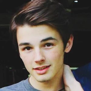 Hunter Geurink - Bio, Networth, Family, Age, Birthdate & More