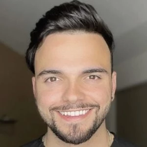 Cameron Ghassemi Biography