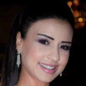 Maguy Bou Ghosn Biography