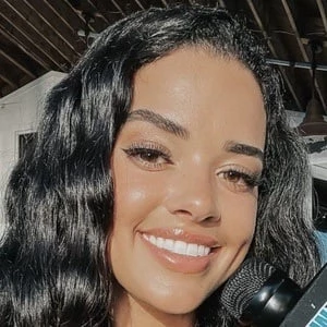 Gianna Gravalese - Age, Bio, Birthdate, Family, Networth & More