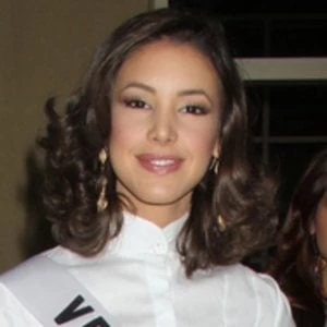 Marelisa Gibson Biography