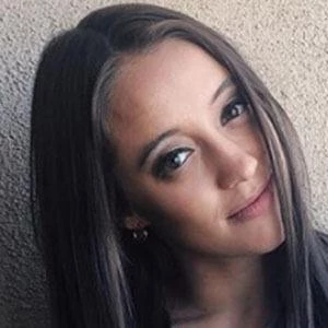 Alexis Gilbert - Age, Bio, Birthdate, Family, Networth & More