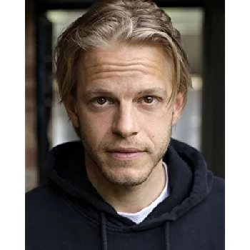 Giles Cooper - Age, Bio, Birthdate, Family, Networth & More