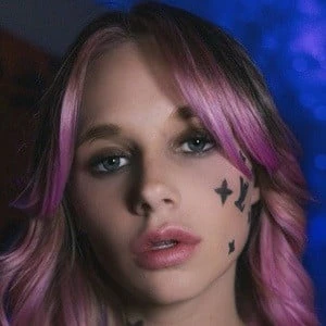 Dayna Marie Biography