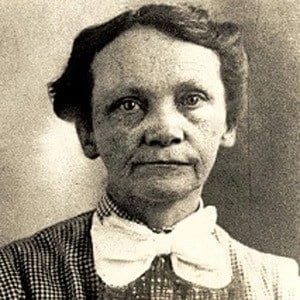 Amy Archer-Gilligan Biography
