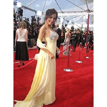 Gina Aponte - Age, Bio, Birthdate, Family, Networth & More