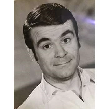 Giorgos Papazisis - Networth, Biography, Birthdate, Family & More