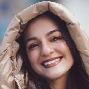 Deanna Giulietti Biography