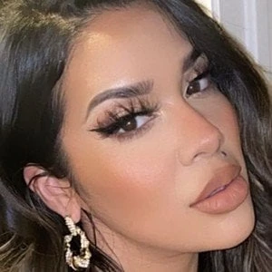 Nikki Glamour Biography
