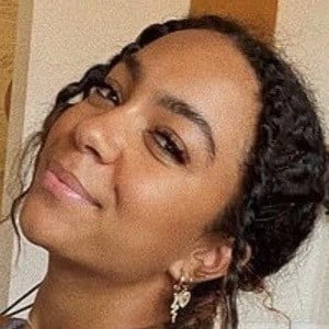 Charlize Glass - Networth, Bio, Wiki, Family, Birthday, Networth & More