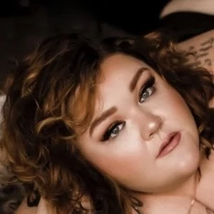 Jessica Glass - Adderess, Bio, Birthdate, Family, Wiki & More