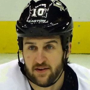 Tanner Glass - Height, Bio, Wiki, Family, Birthplace, Networth & More
