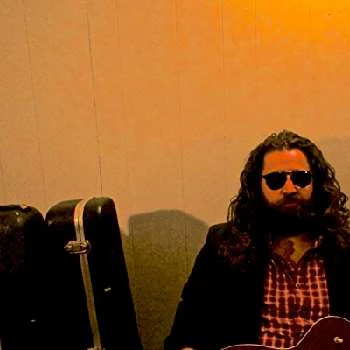 Glenn Burnett Biography