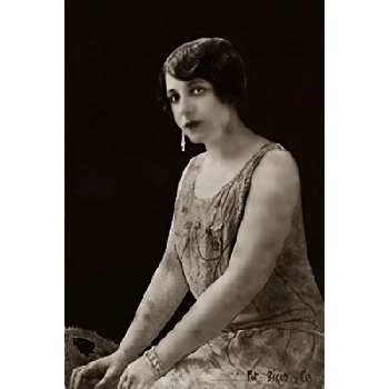 Gloria Ferrandiz - Age, Bio, Birthdate, Family, Networth & More