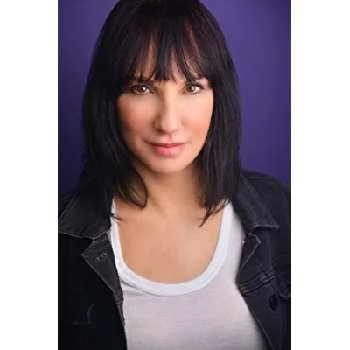 Gloria Mann - Age, Bio, Birthdate, Family, Networth & More