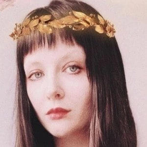 Connie Glynn Biography