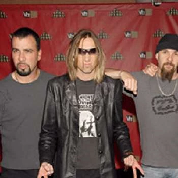 Godsmack - Age, Bio, Birthdate, Family, Networth & More