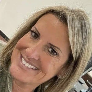Ashley Gold Biography