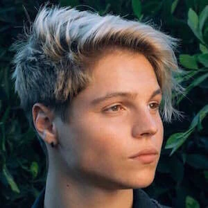 Gabriel Gomer - Biography, Birthday, Wiki, Family, Networth & More