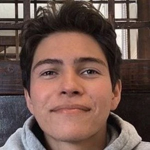Elijah Gomez Biography