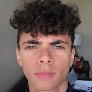 AJ Gonzalez - Income, Birthday, Family, Bio, Networth & More