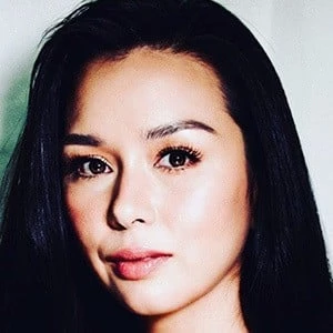 Beauty Gonzalez Biography