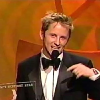 Gordon Michael Woolvett - Wiki, Bio, Birthdate, Networth, Family & More