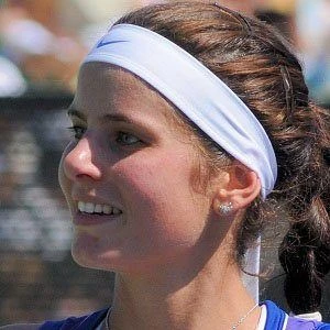 Julia Gorges Biography