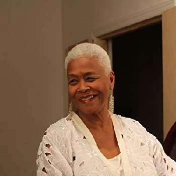 Grace Blake - Age, Bio, Birthdate, Family, Networth & More