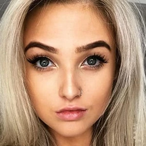 Nicole Grace Biography