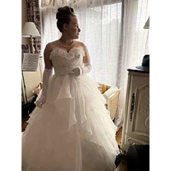 Gracie Wakefield - Age, Bio, Birthdate, Family, Networth & More