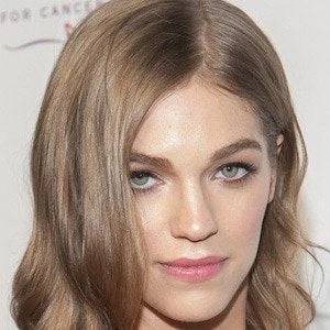 Samantha Gradoville Biography
