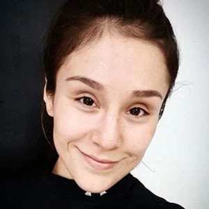Alexa Grasso - Adderess, Bio, Birthdate, Family, Wiki & More