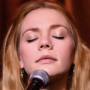 Ashlinn Gray - Bio, Networth, Family, Age, Birthdate & More