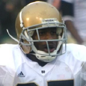 Jonas Gray - Networth, Bio, Wiki, Family, Birthday, Networth & More