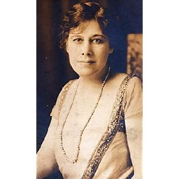 Grayce Hampton - Biography, Birthday, Wiki, Family, Networth & More