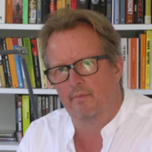 Richard Grayson - Family, Bio, Birthday, Family, Income & More