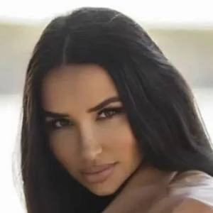 Natasha Graziano - Adderess, Bio, Birthdate, Family, Wiki & More