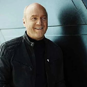 Greg Laurie - Birthday, Bio, Wiki, Family, Networth & More