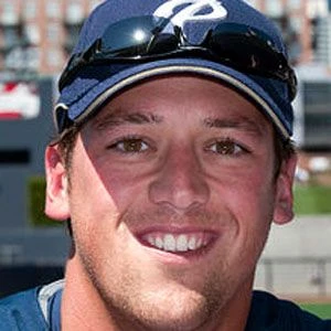 Luke Gregerson - Parents, Networth, Bio, Birthdate, Family Wiki & More