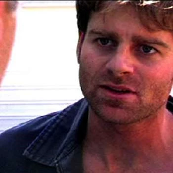 Gregor Collins - Age, Bio, Birthdate, Family, Networth & More